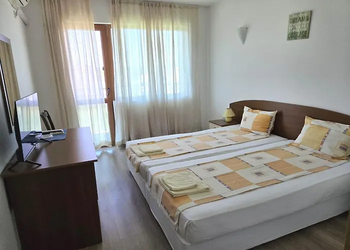 Family Primo Приморсько